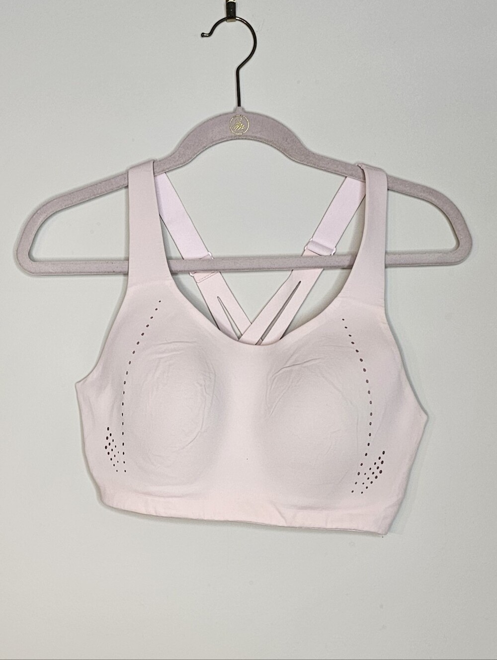 Lululemon Cross Strap AirSupport High Impact Sports Bra 34DD Light Pink